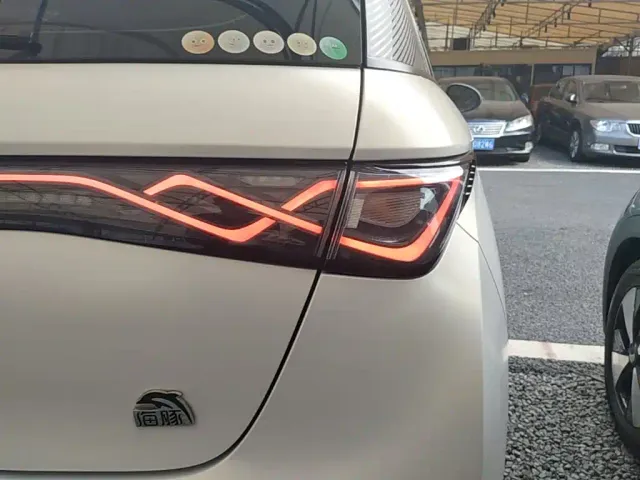 BYD Dolphin — Фото автомобиля 7