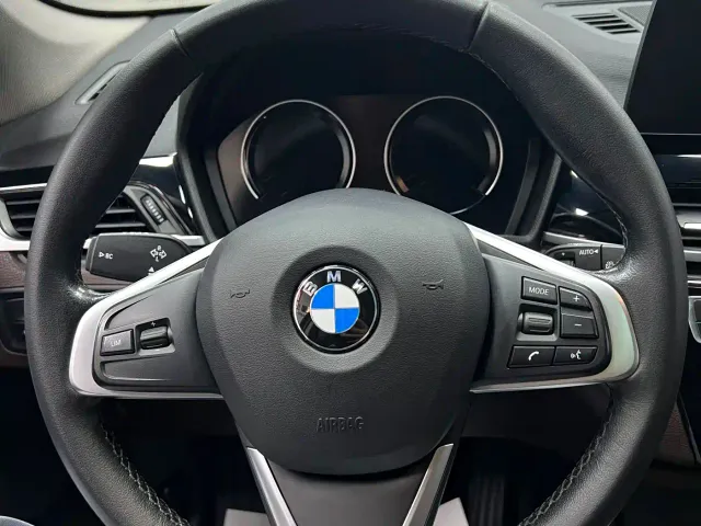 BMW X1 — Фото автомобиля 11