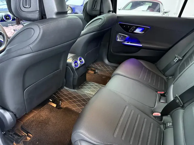 Mercedes-Benz C-Class — Фото автомобиля 10