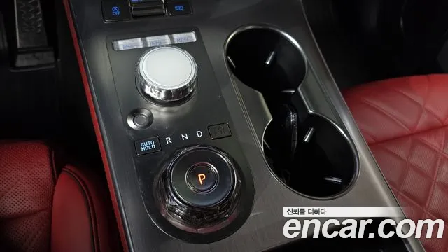 Genesis GV70 2.5T Бензин 2WD — Фото автомобиля 9