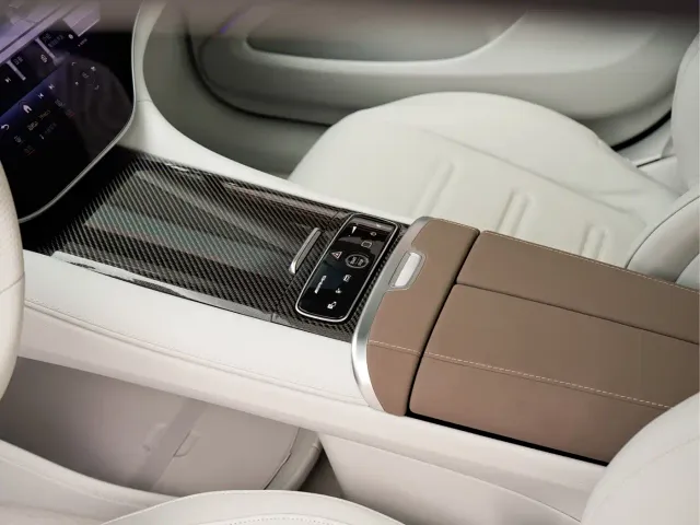 Mercedes-Benz EQS AMG — Фото автомобиля 13