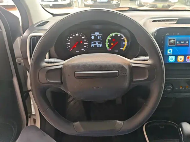 Roewe Clever — Фото автомобиля 15