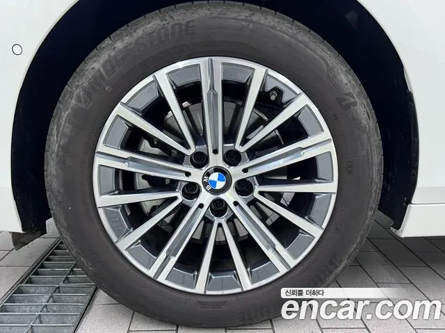 BMW 2 Series U06 — Фото автомобиля 5