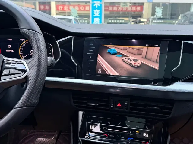 Volkswagen Passat — Фото автомобиля 13