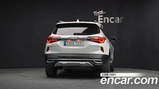 Kia Seltos Seltos Бензин 1.6 турбо 2WD — Фото автомобиля 4