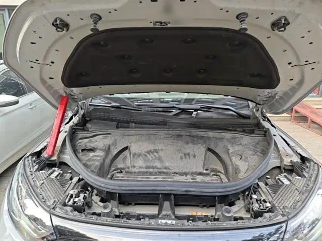 Mercedes-Benz EQE SUV — Фото автомобиля 19