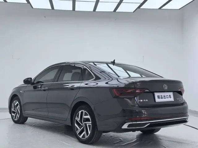 Volkswagen Sagitar — Фото автомобиля 6