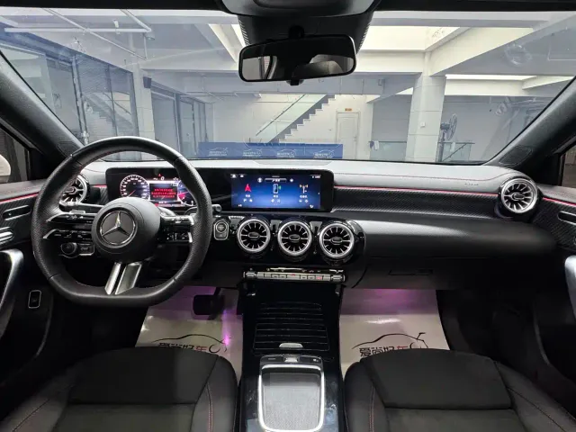 Mercedes-Benz A-Class — Фото автомобиля 9
