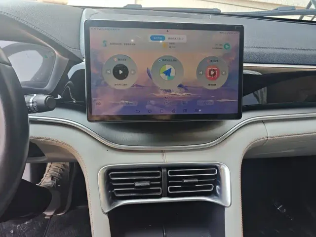 BYD Song PLUS — Фото автомобиля 14