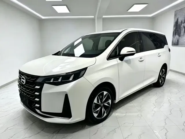 Фотография автомобиля — GAC Trumpchi M6
