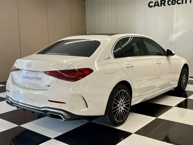 Mercedes-Benz C-Class — Фото автомобиля 5