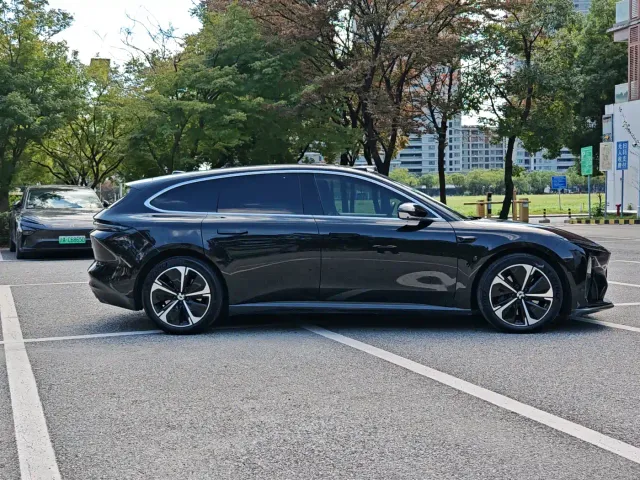 Nio ET5 Touring — Фото автомобиля 7