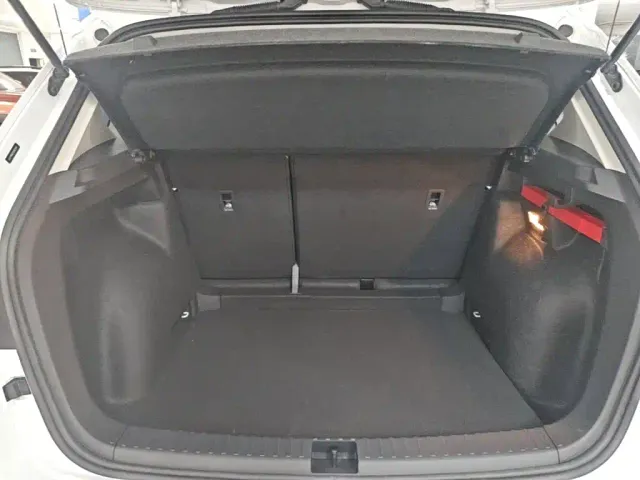 Volkswagen Tharu — Фото автомобиля 18