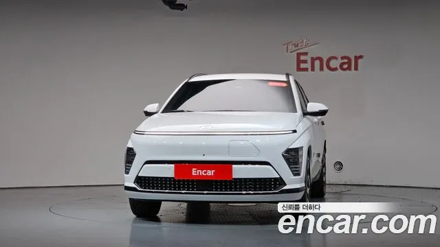 Hyundai Kona — Фото автомобиля 2