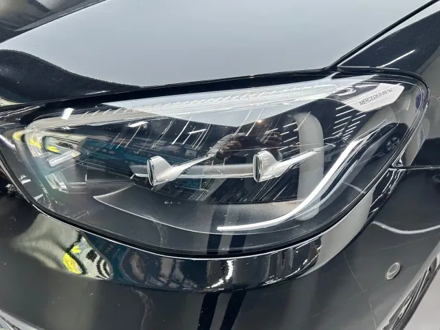 Mercedes-Benz E-Class — Фото автомобиля 15