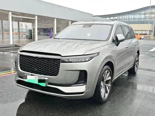 Фотография автомобиля — Li Auto ONE
