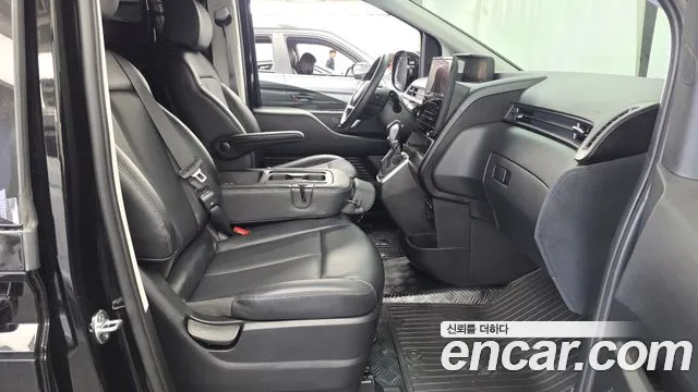 Hyundai Staria — Фото автомобиля 17