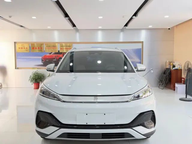 BYD Yuan PLUS — Фото автомобиля 2