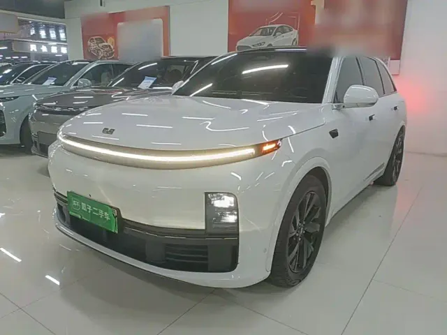 Фотография автомобиля — Li Auto L7