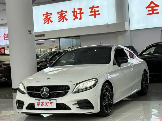 Mercedes-Benz C-Class — Фото автомобиля 2