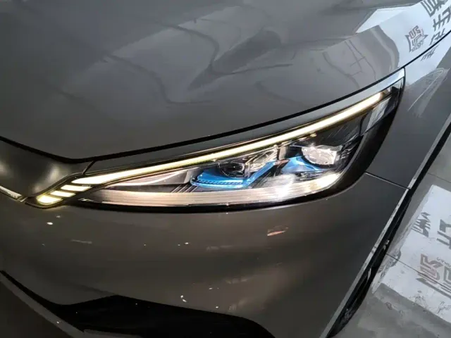 BYD Yuan PLUS — Фото автомобиля 23