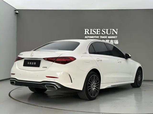 Mercedes-Benz C-Class — Фото автомобиля 6