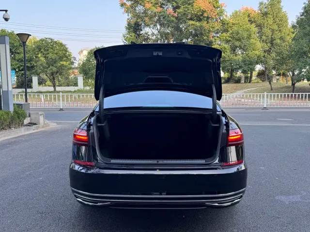 Volkswagen Passat — Фото автомобиля 9