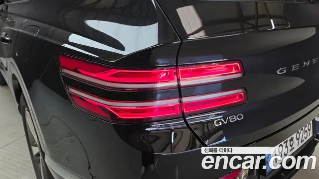Genesis GV80 — Фото автомобиля 8