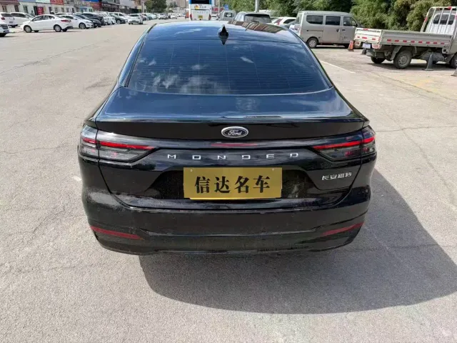 Ford Mondeo — Фото автомобиля 8