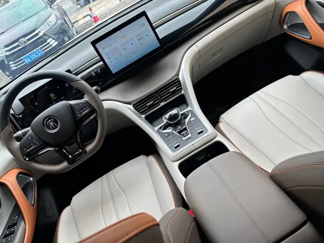 BYD Song Pro — Фото автомобиля 14