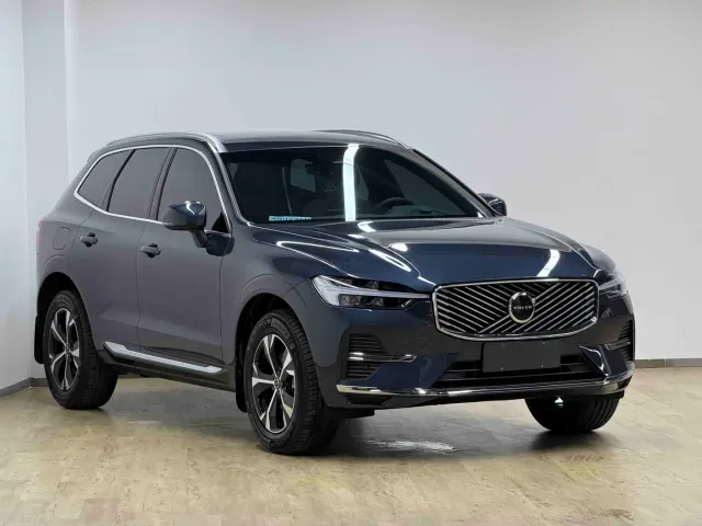 Volvo XC60 — Фото автомобиля 3