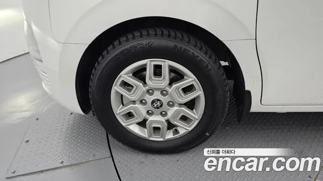 Hyundai Staria Staria Карго 3 места — Фото автомобиля 5