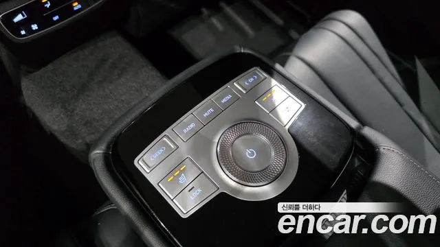 Genesis G80 Бензин 2.5 турбо AWD — Фото автомобиля 26