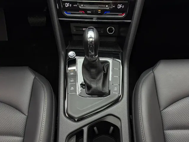 Volkswagen Tharu — Фото автомобиля 12