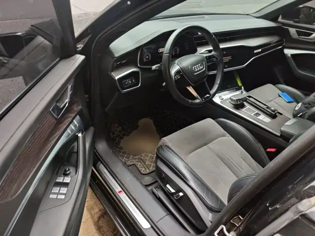 Audi A6L — Фото автомобиля 12
