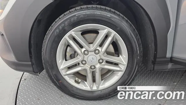 Hyundai Kona New — Фото автомобиля 5