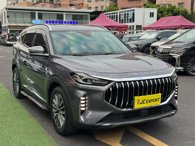 Jetour X70 Plus — Фото автомобиля 3