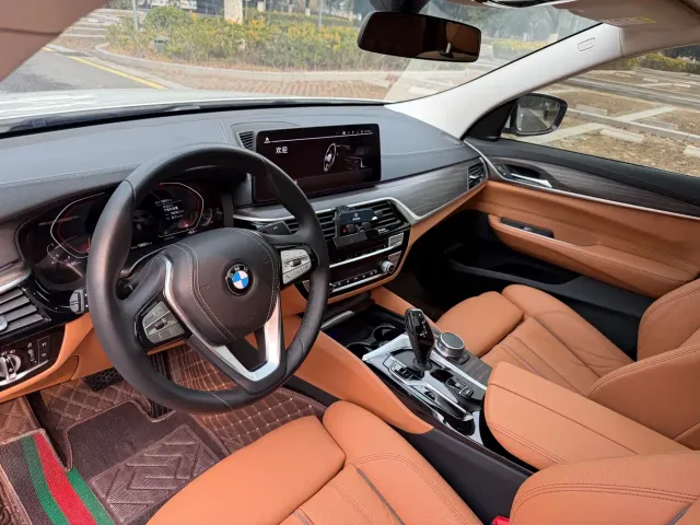 BMW 6 Series Gran Turismo — Фото автомобиля 4