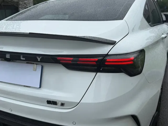 Geely Binrui — Фото автомобиля 14