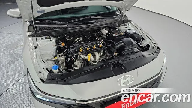 Hyundai AVANTE Новый Avante (CN7) 1.6 LPi (Для проката) — Фото автомобиля 6