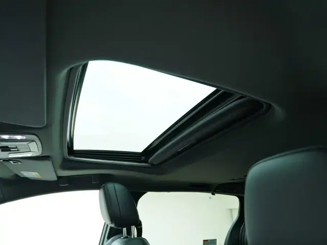 Toyota Granvia — Фото автомобиля 12