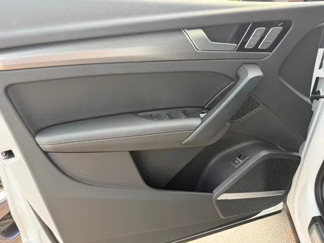 Audi Q5L — Фото автомобиля 8