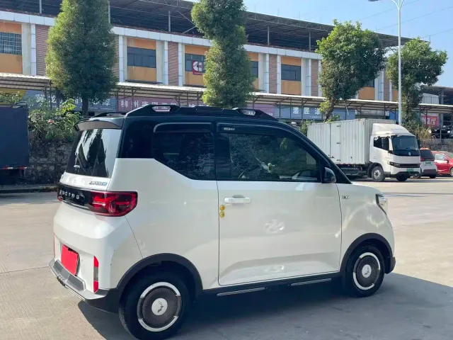 Wuling Hongguang Mini EV — Фото автомобиля 9