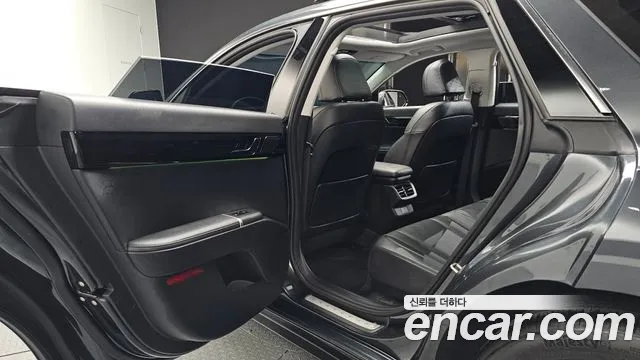 Hyundai Grandeur GN7 — Фото автомобиля 18