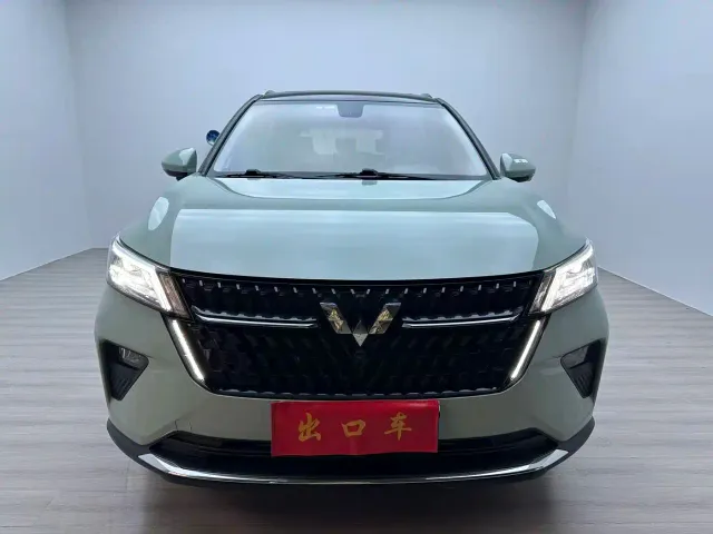 Wuling Asta — Фото автомобиля 5