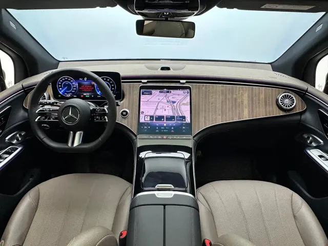 Mercedes-Benz EQE SUV — Фото автомобиля 9