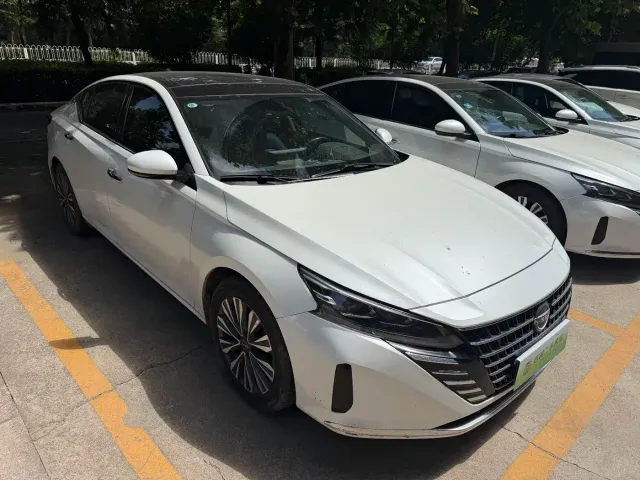 Nissan Teana — Фото автомобиля 2