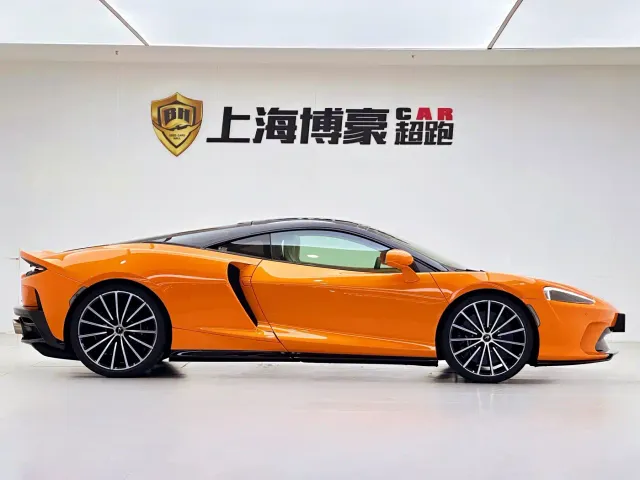 McLaren GT — Фото автомобиля 8