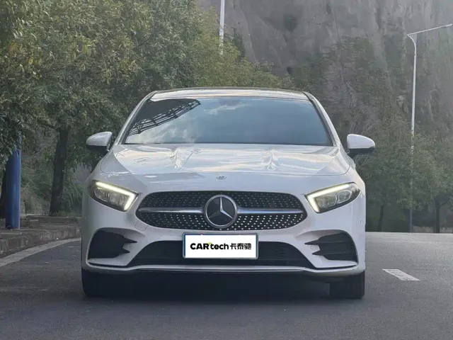 Mercedes-Benz A-Class — Фото автомобиля 2