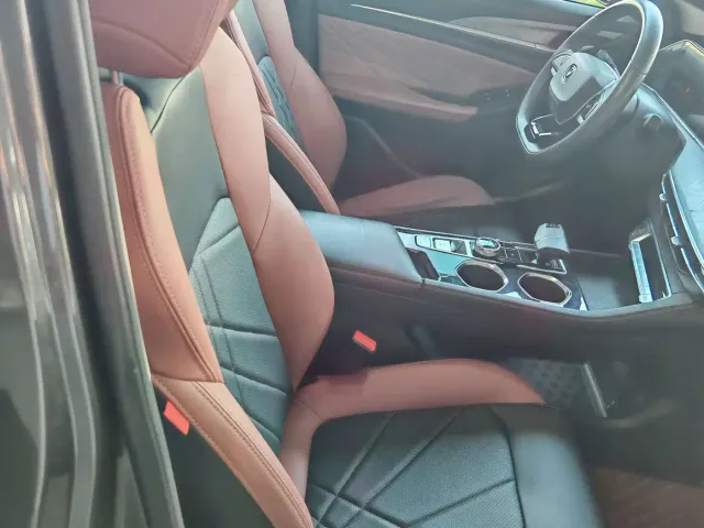 Changan Eado — Фото автомобиля 8